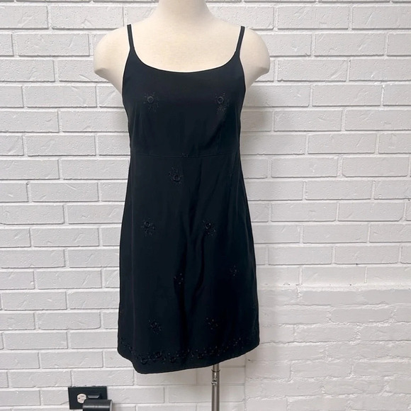 Gap Embroider Dress Size 6 - Picture 1 of 10